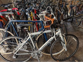 Bike sale Saturday 8/8 Sunday 8/9 road bikes commuter bikes all sizes $400-650++