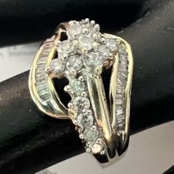 10K Yellow Gold & 1.0 TCW Ring Size 7,  3.9 Grams