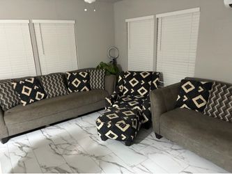 Couches 3 pieces