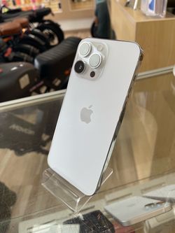Apple iPhone 14 Pro Max White Financing $1-$100 Down