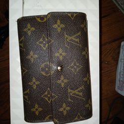 WALLET BY LOUIS VUITTON