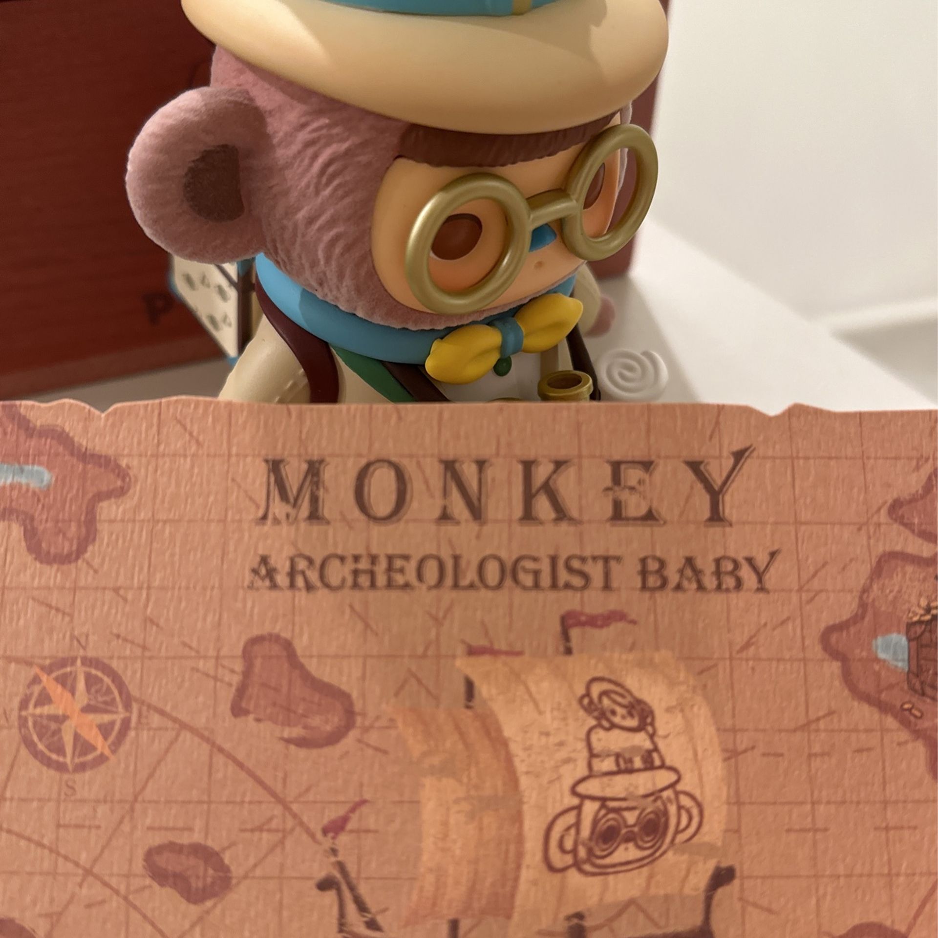 Pop mart Pucky Monkey Figurine