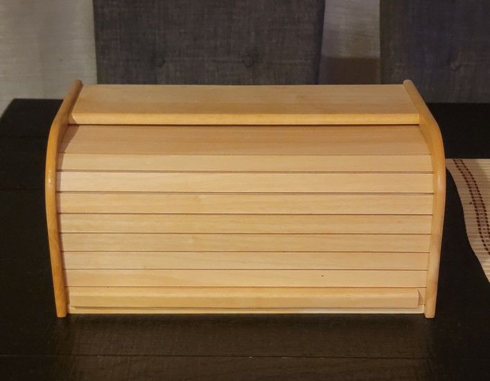 Vintage Bamboo Rolltop Bread Box