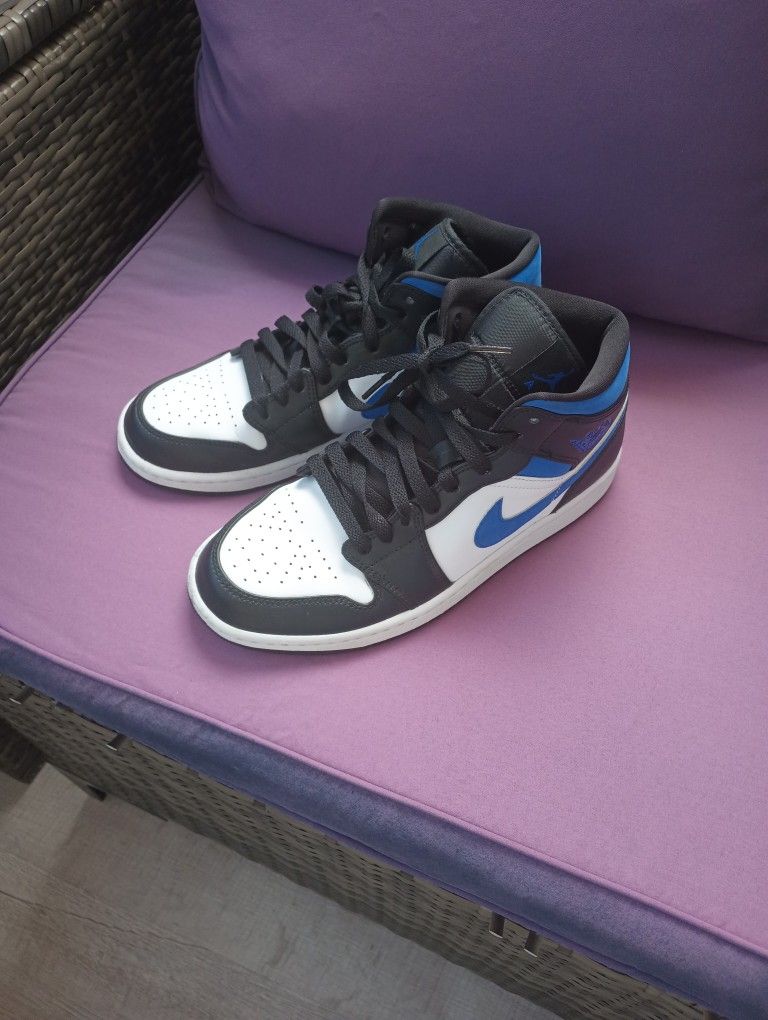 Jordan 1s Mid