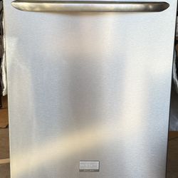 Dishwasher 