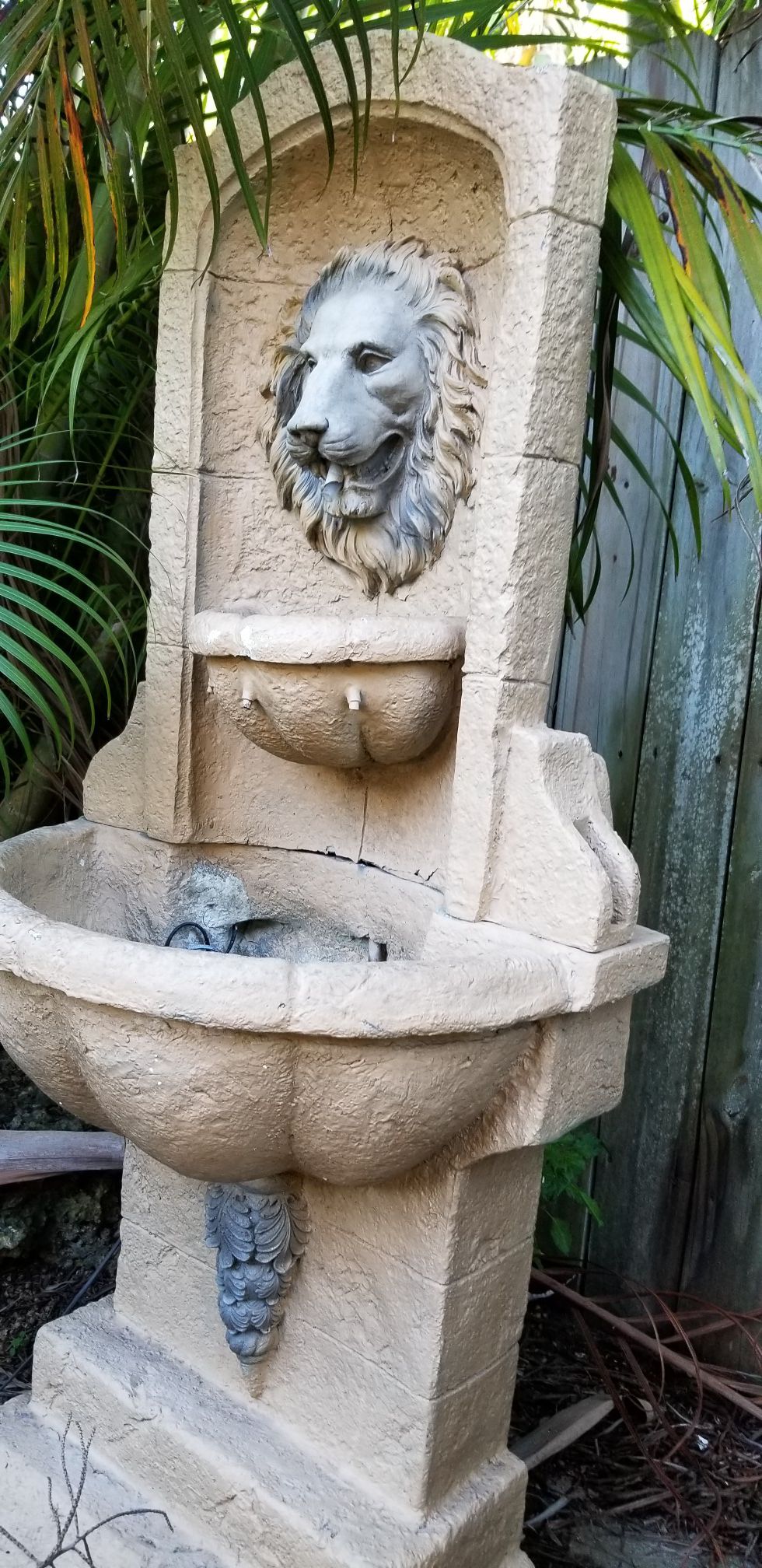 Garden fountain