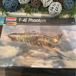 Monogram F-4E Phantom Model Kit Plane