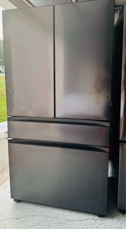 Samsung Bespoke 4-Door French Door Refrigerator