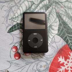 80 GB 7TH GENERATION IPOD