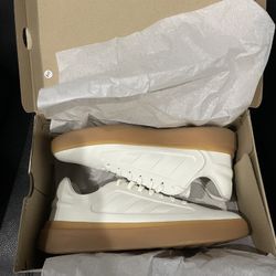 Mens Adidas Casual Fashion Sneakers, BRAND NEW, Size 12