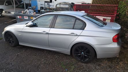 2006 BMW 325i