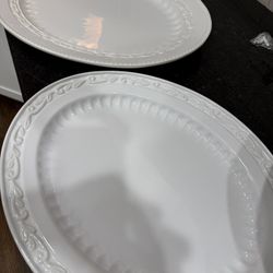 Large Set of Platters Perfect For Holiday Meals