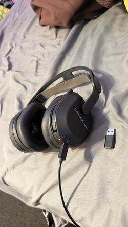 PlayStation 5 Turtle Beach Stealth 500p
