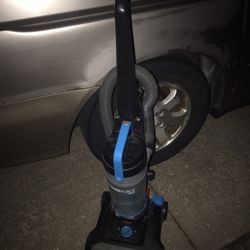 Very Nice Bissell Vacuum With All Attachments Only $40