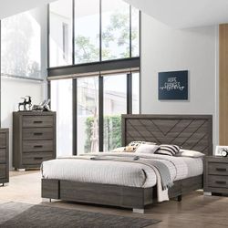 Brand New Queen Size Wood Bedroom Set 