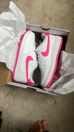 Air Force 1s Pink/white