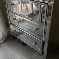 Pier 1 4 Drawer Glass Dresser 