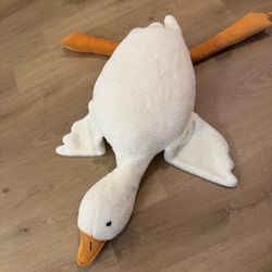 Giant 36” Plush Goose – Oversized Soft Stuffed Animal