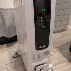 Radiator Space Heater Oil Delonghi Works Well White Space Heat