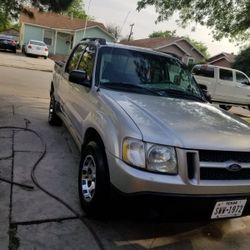 2003 Ford Explorer