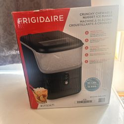 Fridgidare Ice Maker 
