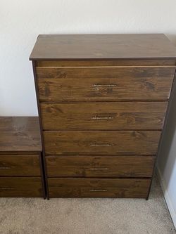Rustic Brown 5-Drawer Wooden Dresser