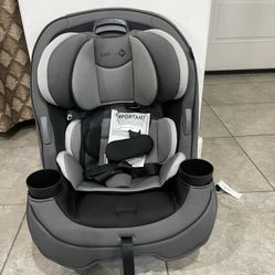 Safety 1st Grow and Go All-in-One Slim Convertible Car Seat, Rear Facing, 5-40 lbs, Forward Facing (30–65 lbs), High Back Booster Seat 40-100 pounds, 