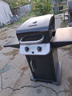Char-Broil 2-Burner Gas Grill