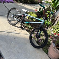 SOLO Bmx Bike