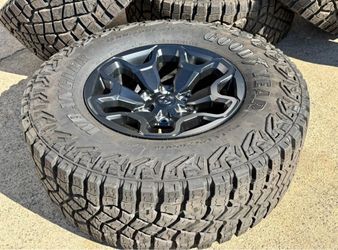 FREE DELIVERY 18" OEM Dodge Ram TRX BLACK 2024 Wheels Rims GOODYEAR 98% LT325/65R18 LOAD C