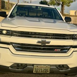 2017 Chevrolet Silverado LTZ Z71 LT2
