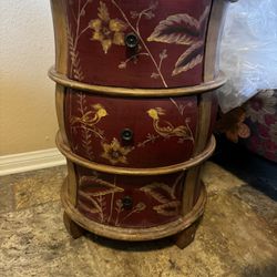 Round Barrel 3 Drawer End Table