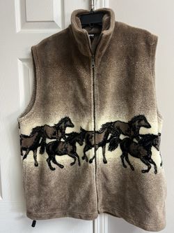 Gently Worn Woman’s XL Fleece Horse Vest $7