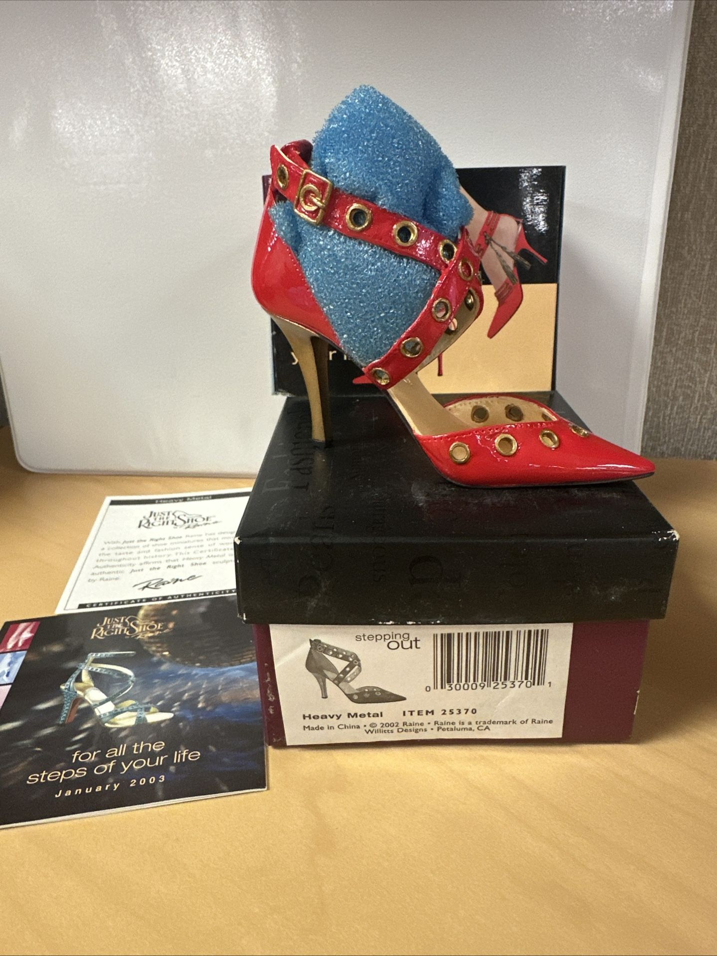 Just The Right Shoe "Heavy Metal" Red Home Office Collectible 25370 W COA