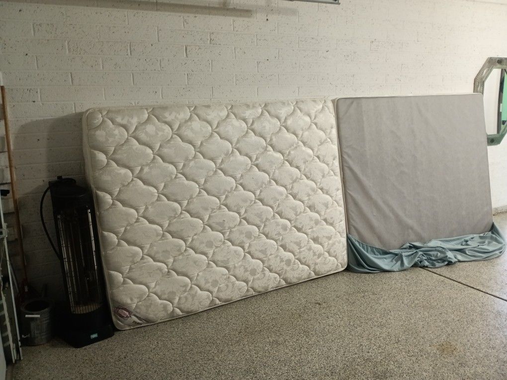Comfortable Queen Mattress And Box Spring