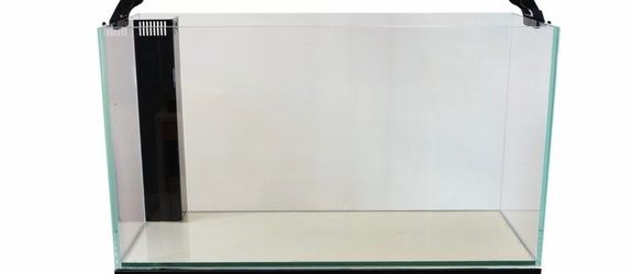 Low iron aquarium