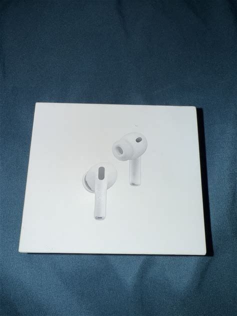 Wireless Bluetooth Earbuds โ Noise Canceling + Long Battery Life