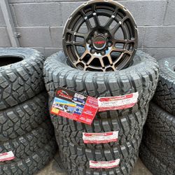 LT 285/70/17 MUD TERRAIN AND NEW TRD RIMS 17” RINES Y LLANTAS TACOMA 4Runner