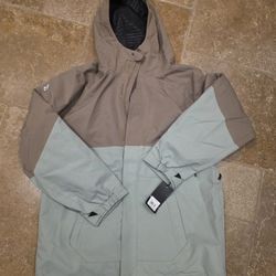 New Volcom Snowboard Jacket 