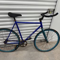 Vintage Bike Critical 