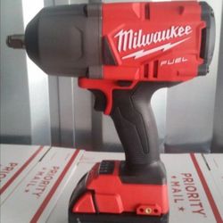 Milwaukee 2767-20 M18 FUEL High Torque 1/2" Impact Wrench with Friction Ring