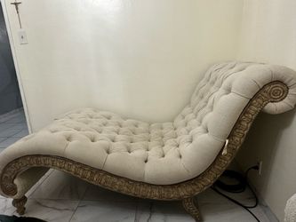 Tufted Chaise Lounge Chair – Cream