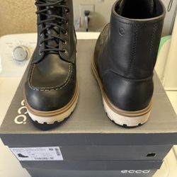 Like New ECCO Boots