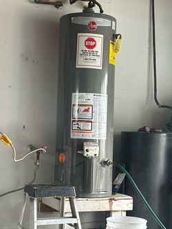 Hot water heater