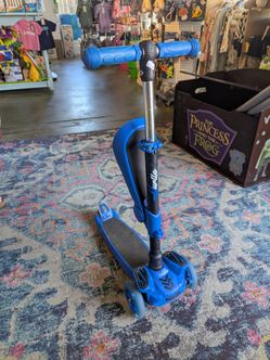 Hurtle Scootkid 2 in 1 three 3 wheel toddler sit or stand scooter
