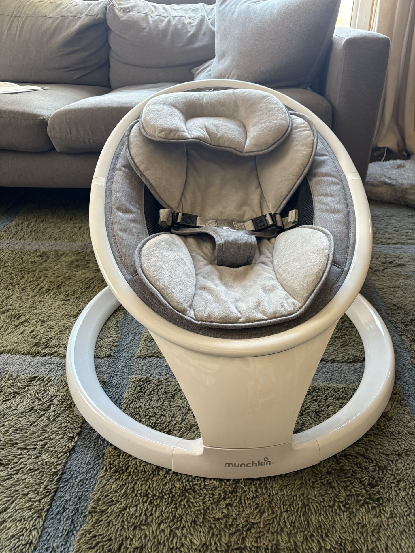 Munchkin® Bluetooth Enabled Infant Baby Swing, White