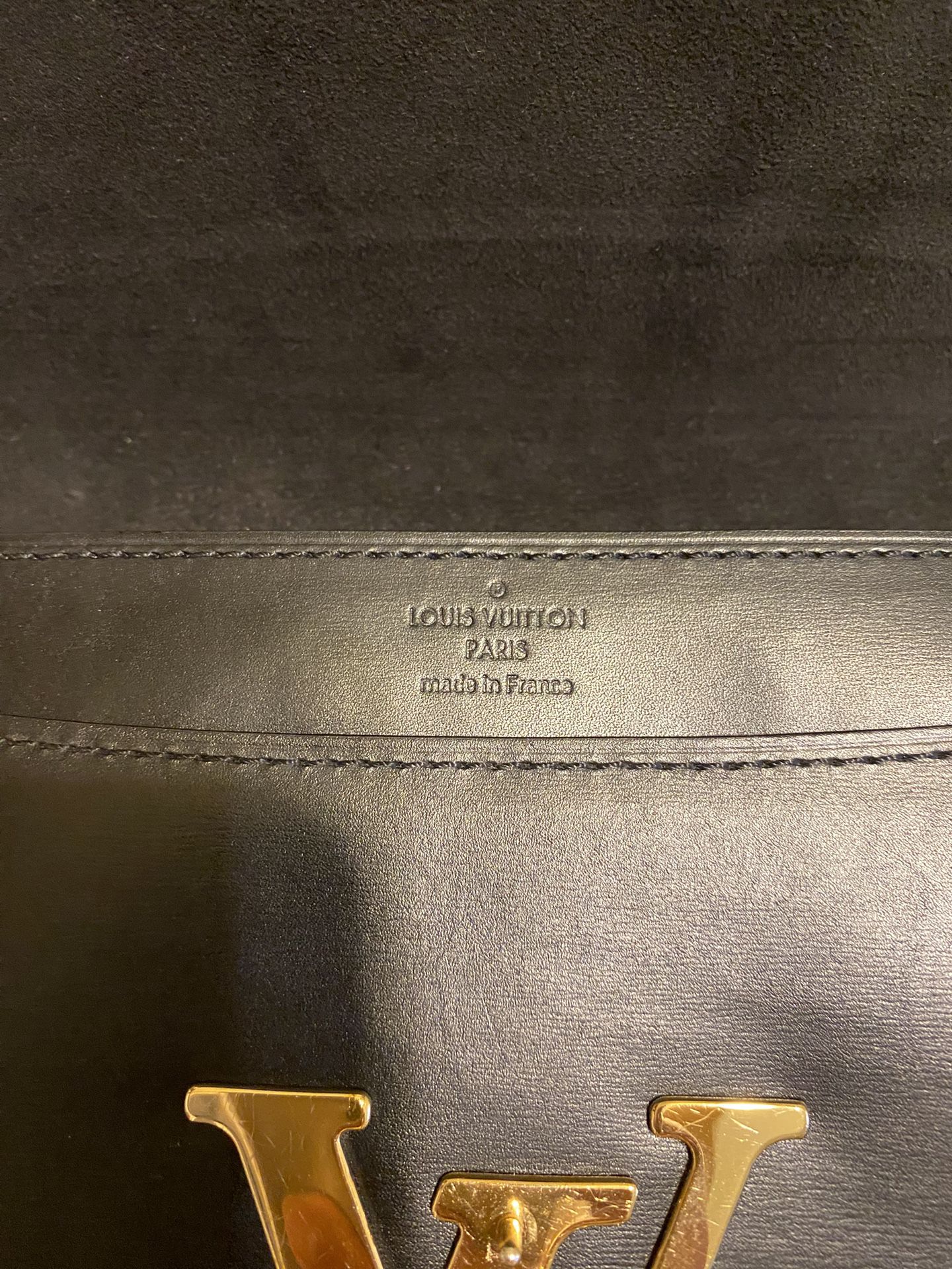 Loui Vuitton, Pallas clutch small crossbody! for Sale in Phoenix, AZ -  OfferUp