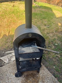 Outdoor Wood-Burning Pizza Oven/Smoker  Grill with Chimney