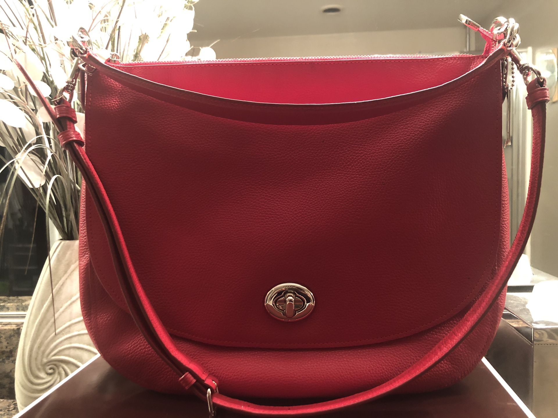Coach Turnlock Hobo in red pebble leather