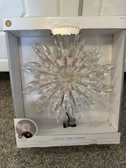 LED Tree Topper - New Never Used